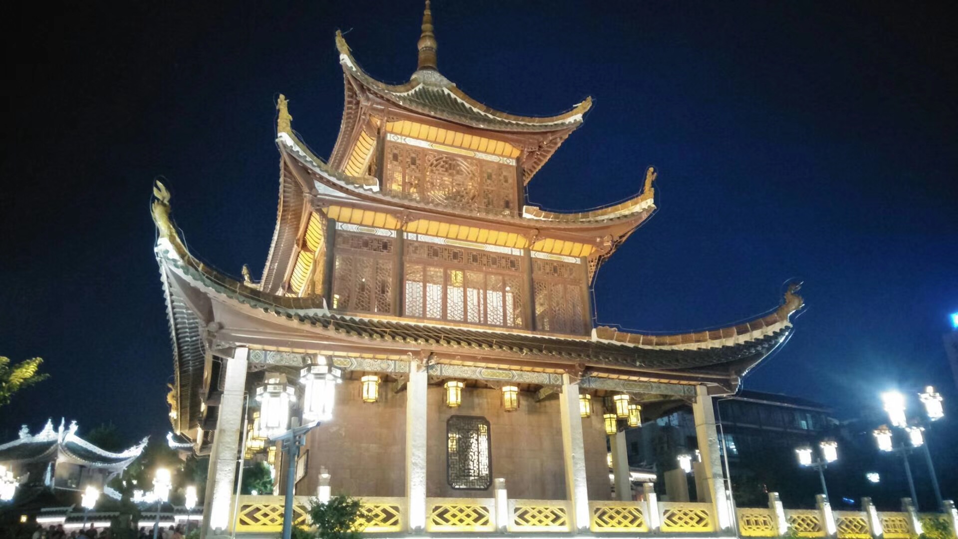 天道汗蒸桑拿房設(shè)備走進(jìn)貴陽社會主義學(xué)院