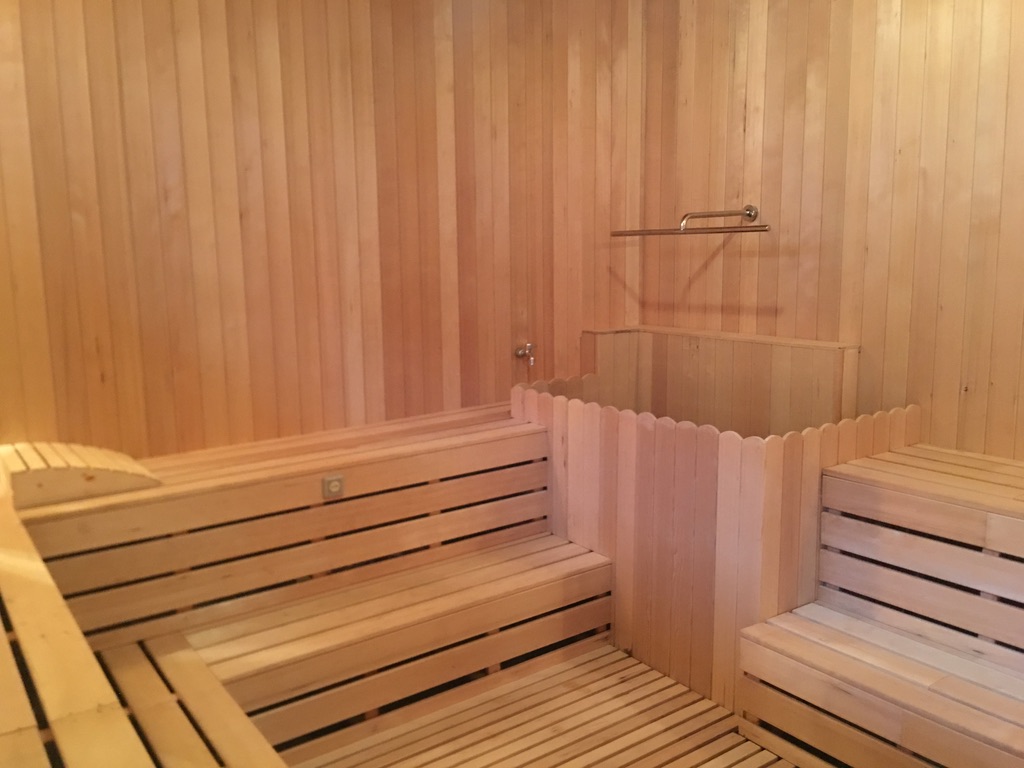 家用桑拿房汗蒸房尺寸如何確定,現(xiàn)場量身定做