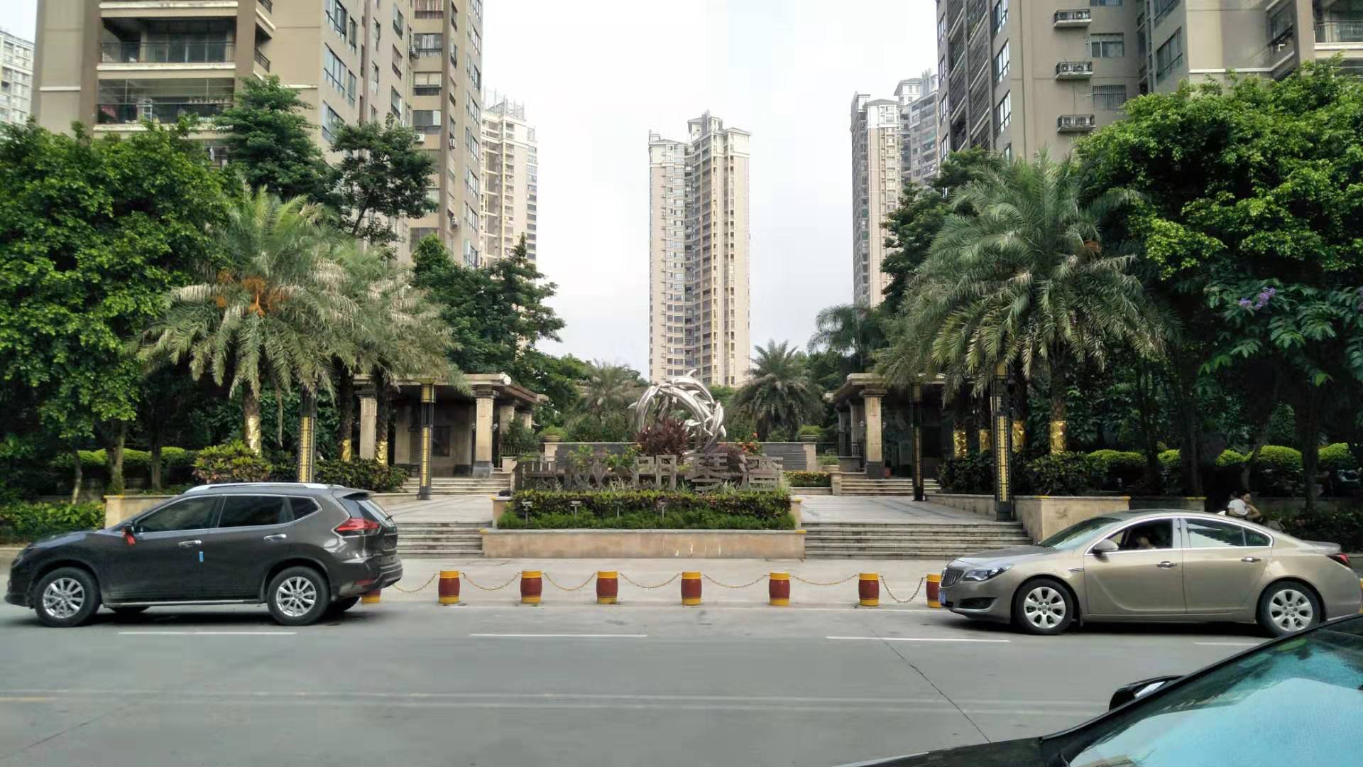 惠州家庭汗蒸房威朗琴灣大門口