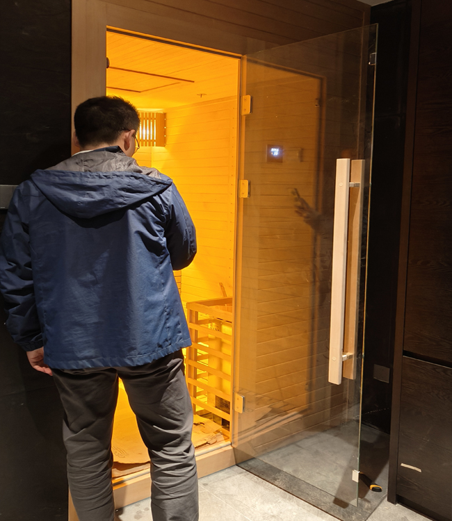深圳福田私家會所桑拿房怎么定制？3㎡2 - 3 人干蒸濕蒸房安裝案例
